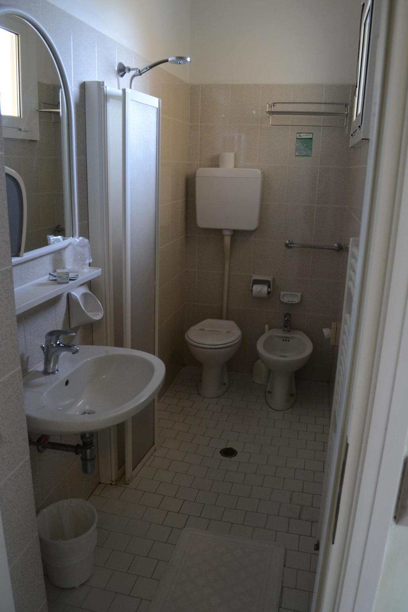 רימיני Hotel Dei Platani מראה חיצוני תמונה