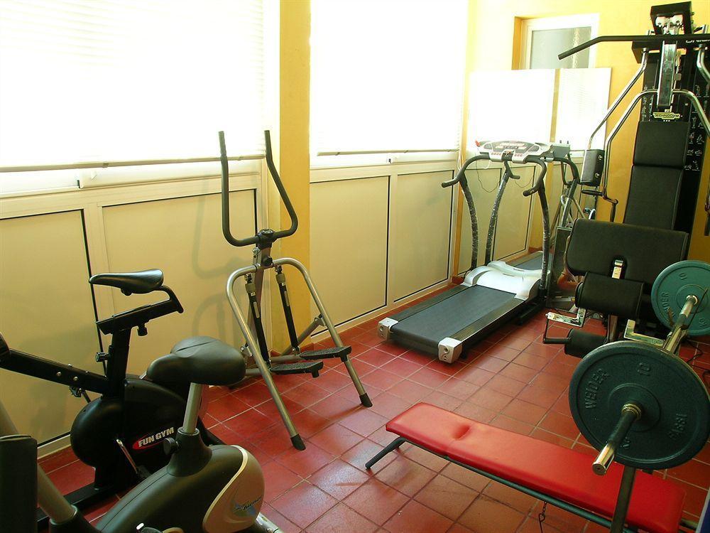 רימיני Hotel Dei Platani מראה חיצוני תמונה